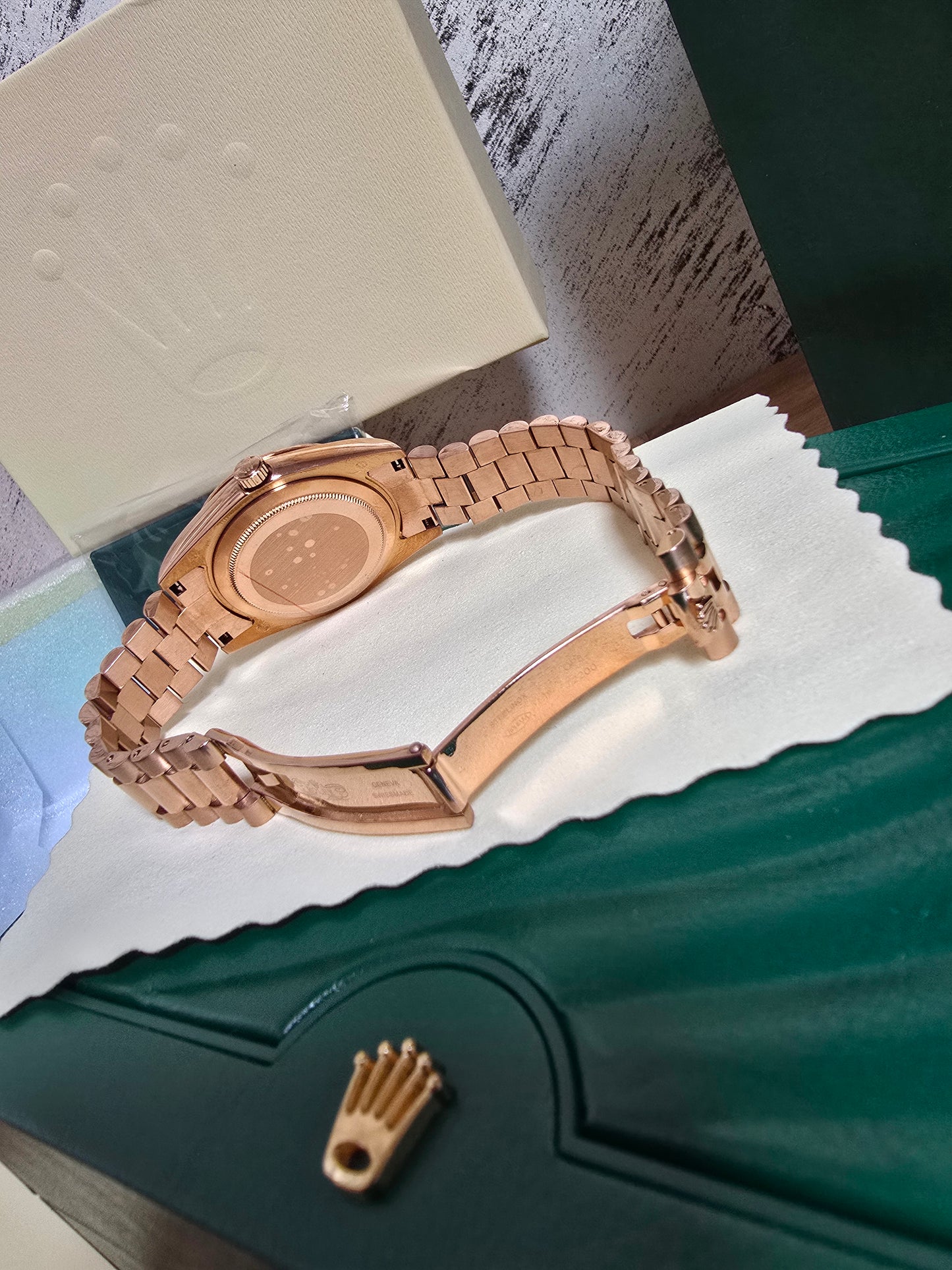 ROLEX | Day-Date 18K Rose Gold Watch