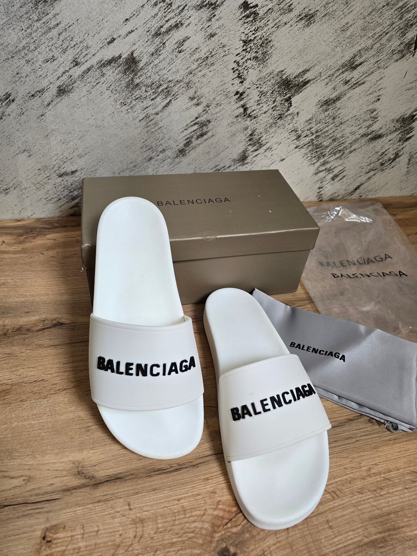 BALENCIAGA | Slides