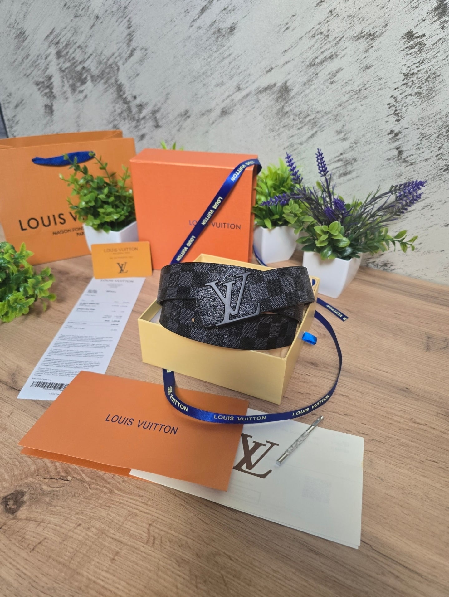 LOUIS VUITTON | Damier Graphite Belt