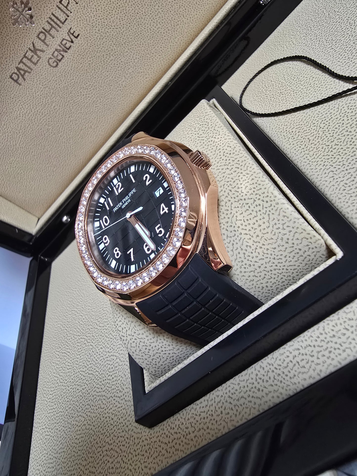 PATEK PHILIPPE | Aquanaut 5167-300R Watch