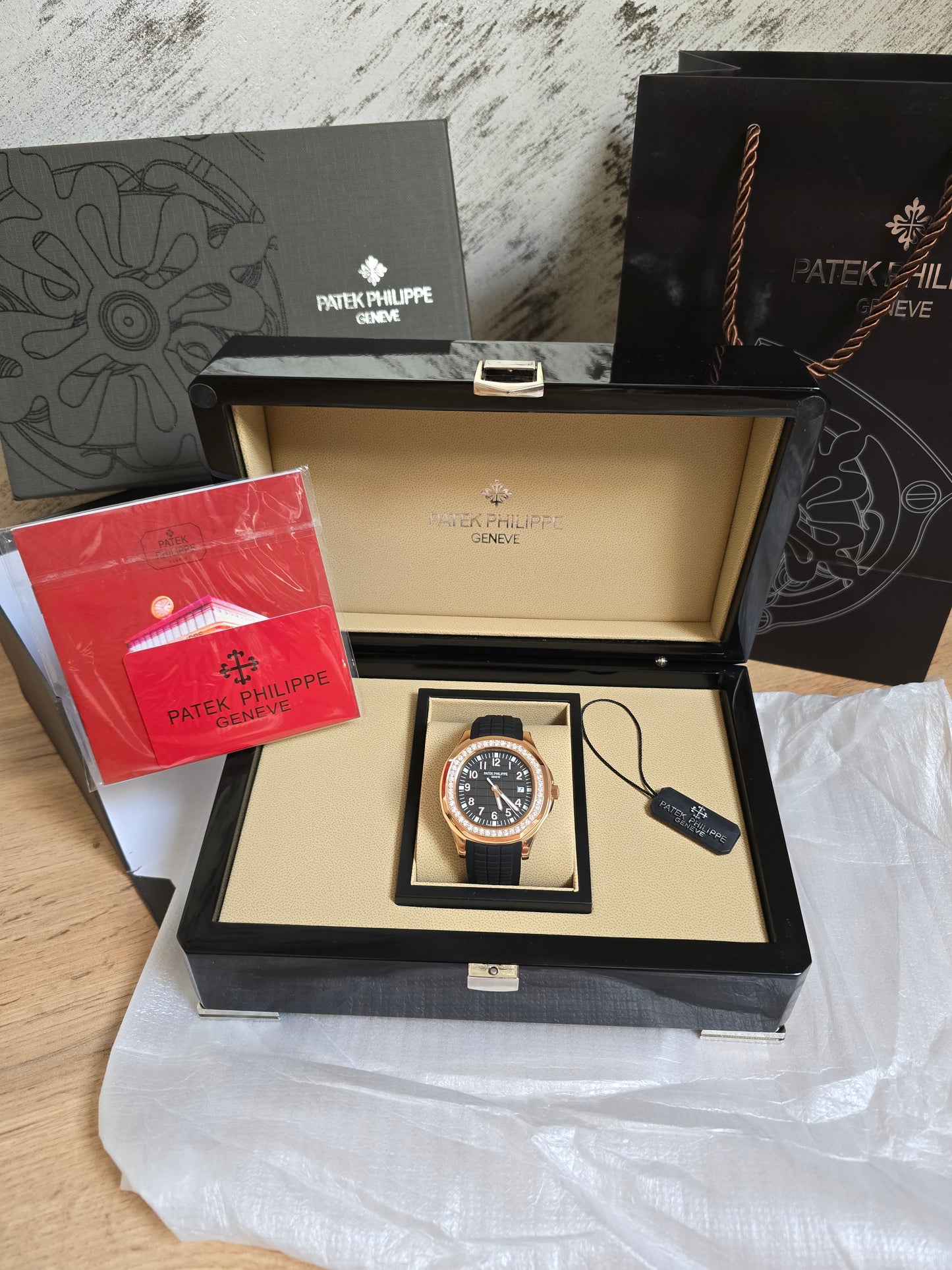 PATEK PHILIPPE | Aquanaut 5167-300R Watch
