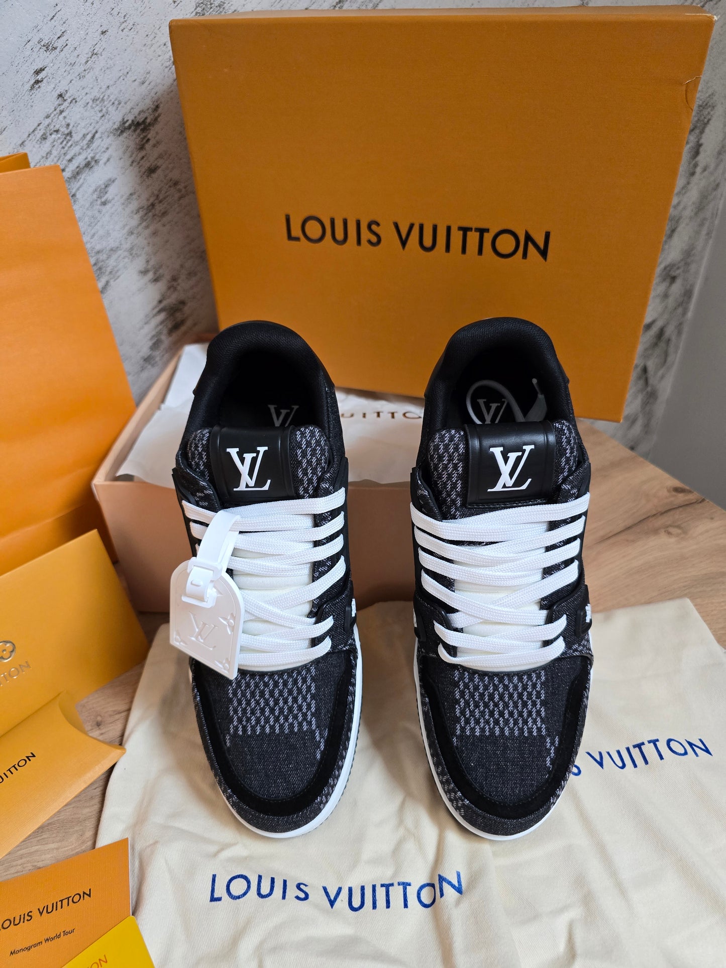 LOUIS VUITTON | Trainer #54 Shoes