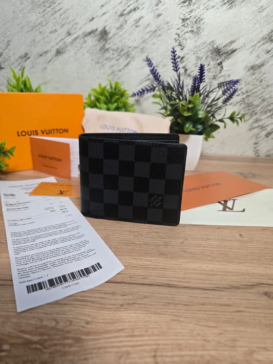LOUIS VUITTON | Damier Graphite Slender Wallet