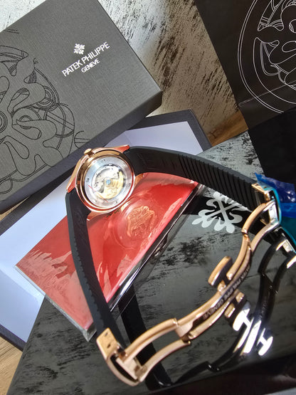 PATEK PHILIPPE | Aquanaut 5167-300R Watch