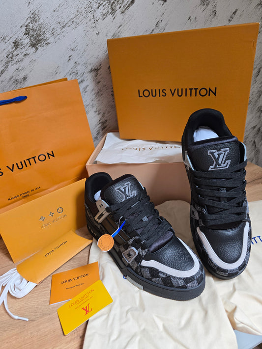 LOUIS VUITTON | Trainer Shoes